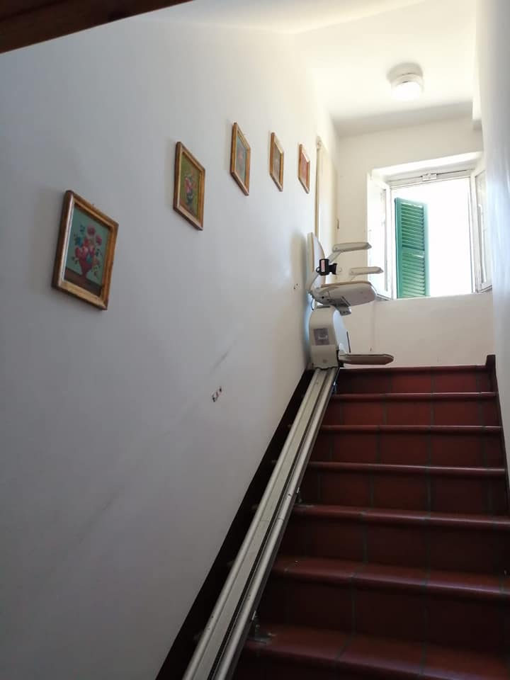 Installazione montascale per abitazione in Emilia Romagna