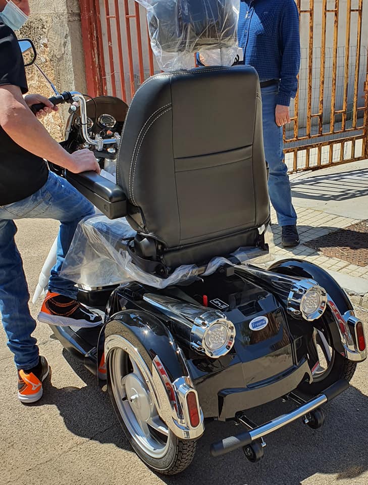 Vendita scooter elettrico modello Dinamico a Lecce