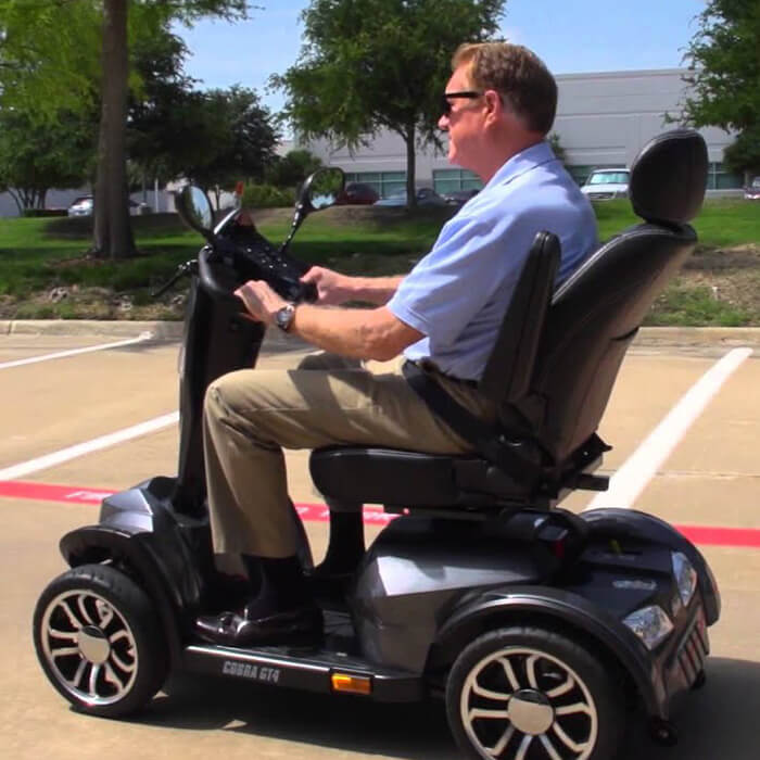 Scooter Elettrico per Anziani e Disabili - Cobra